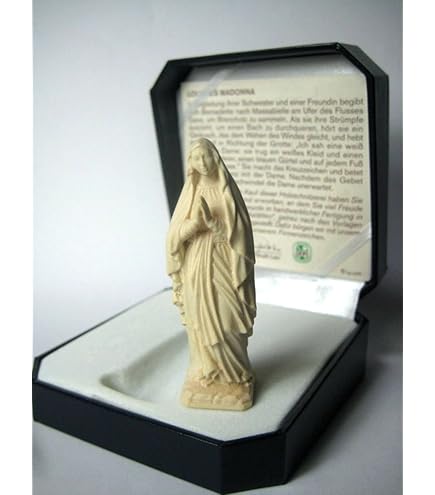 木彫り　マリア像　12cm　カトリック　置物　ルルド　C　マリア様 木彫り マリア像 12cm カトリック 置物 ルルド C マリア様