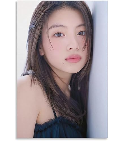 Amazon.co.jp: 出口夏希写真ポスター1 キャンバスアートポスター