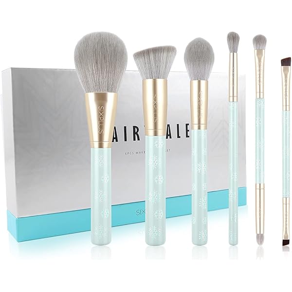 ★新品未使用☆激レア　CHANEL メイクブラシ 6本　セット　トラベルサイズ CHANEL ブラシセット - メルカリ