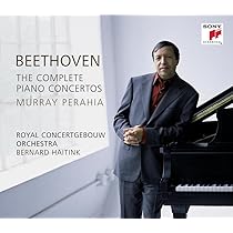 Amazon.co.jp: Murray Perahia Plays Mozart: ミュージック