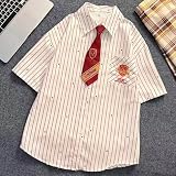 [AUKKIC] ハリーポッター コスプレ 制服 tシャツ 半袖 シャツ 衣装 ハリーポッター グッズ スリザリン レイブンクロー ハッフルパフ グリフィンドール コスチューム cosplay 誕生日 プレゼント グッズ 服 文化祭 ハロウイーン パーティー 変装 単品 仮装 メンズ レディース 男女共用 カジュアル ネクタイ付き (グリフィンドール, XL)