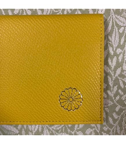 皇居　限定 長財布 イエロー 黄色 菊の御紋入り　財布 皇居 菊紋 菊の御紋 長財布 黄色 革製 新品｜Yahoo!フリマ（旧PayPay
