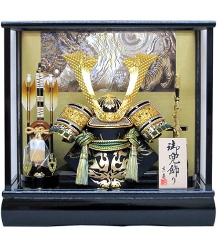 Amazon.co.jp: 京寿 五月人形 兜飾り ガラスケース入り 木製弓太刀付