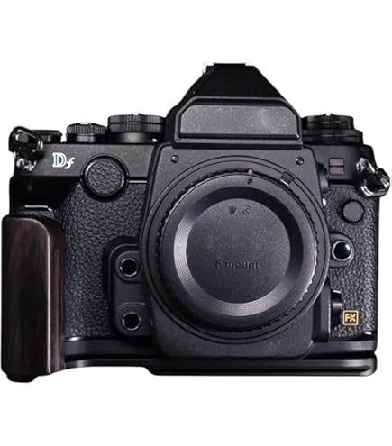 新品 Nikon ニコン DF df 用 ハンドグリップ 新品 Nikon ニコン DF df 用 ハンドグリップの通販 by yoshi's