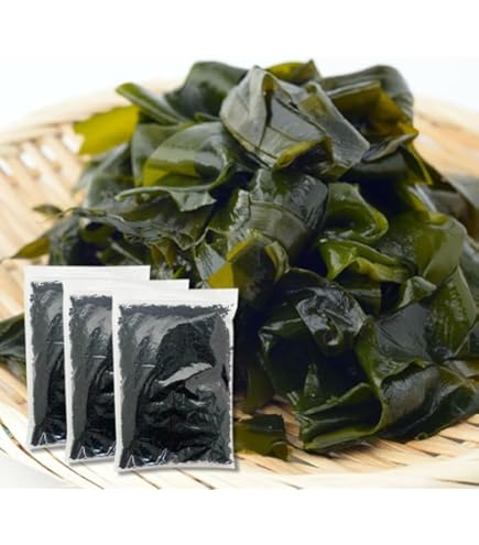 Amazon.co.jp: 三陸産 カットわかめ 乾燥（チャック袋入） 500g 乾燥