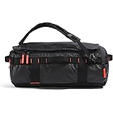 THE NORTH FACE Base Camp Voyager Gym Bag