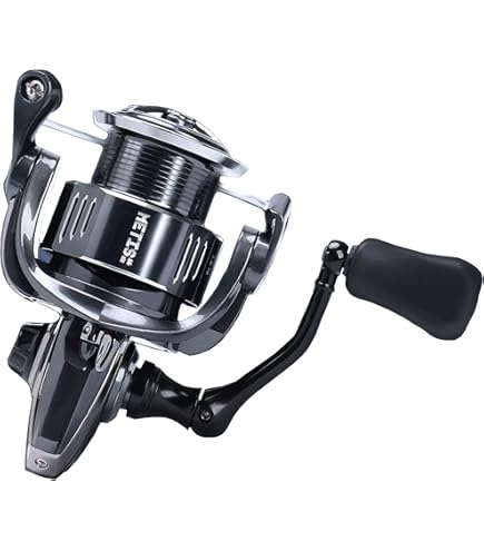 SHIMANO STRADIC 2000S スピニングリール　ノーマルギア SHIMANO STRADIC 2000S スピニングリール ノーマルギア ストラディック