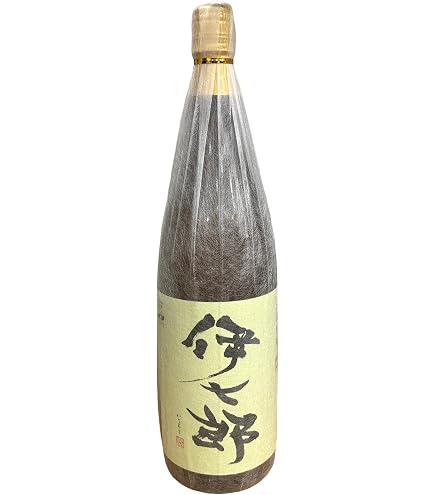 Amazon.co.jp: 陶器入り 720ml 本格芋焼酎 伊七郎(いひちろう) : 食品