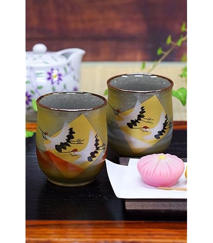 Amazon | 高級有田焼 湯飲み・伝統工芸品 総手描き｜釉裏紅金彩桜絵