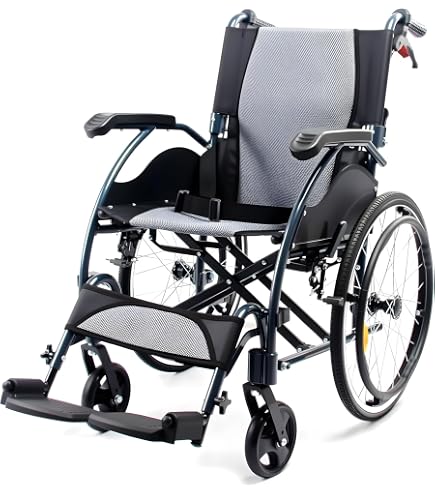 Amazon | カドクラ 自走用車いす ラズベリー B110-ARB コンパクト 自走
