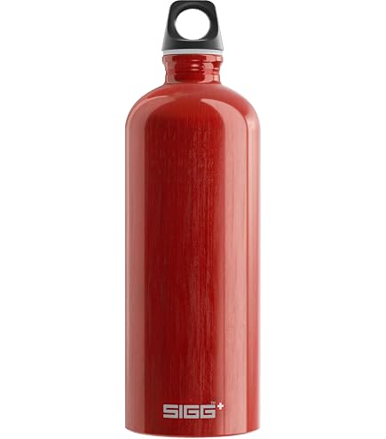 Amazon｜Sigg Traveller Red 0.6L レッド｜水筒・マグボトル