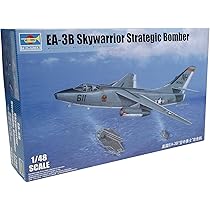 Amazon | トランペッター 1/48 アメリカ海軍 EA-3B スカイ