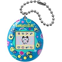 バンダイ たまごっち オリジナルたまごっち英語版 ホワイト/ブルー バンダイ たまごっち オリジナルたまごっち英語版 ホワイト