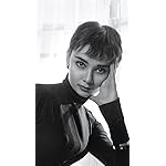 オードリー・ヘプバーン iPhoneSE/5s/5c/5(640×1136)壁紙 トライエックス オードリー・ヘプバーン 2022年 カレンダー オードリー・ヘプバーン iPhoneSE/5s/5c/5(640×1136)壁紙 トライエックス オードリー・ヘプバーン 2022年 カレンダー