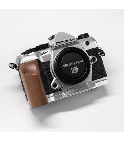 Amazon | OMシステム OLYMPUS ECG-5 グリップ E-M5 Mark III用 | OM