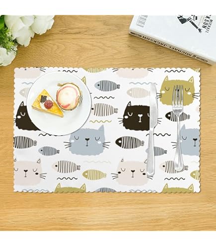 Amazon｜猫の恩返し ルナルド・ムーンの壁画 ランチョンマット