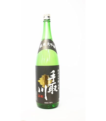 Amazon.co.jp: 手取川 古古酒大吟醸 1800ml : 食品・飲料・お酒