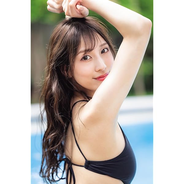 Amazon.co.jp: 吉田莉桜2nd写真集「青とハチミツ」 (書籍扱い) : 吉田