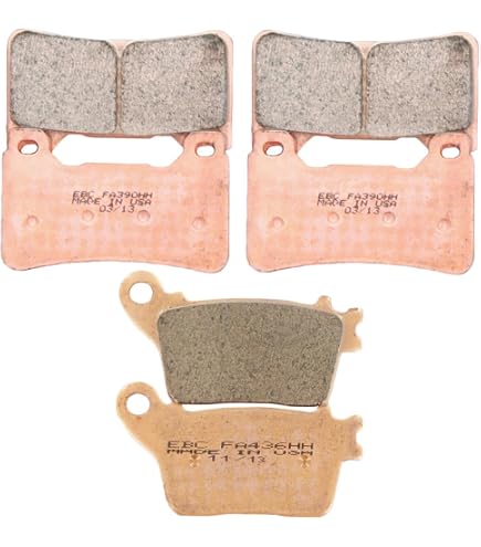 Front Brake Pads For Honda VTR 250 W Y 1-7 MC33 (1998-2007)