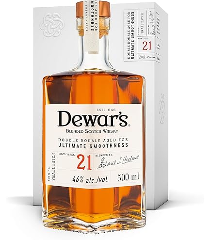 Amazon.co.jp: ハイランド クイーン 1561 30年 ブレンデッドスコッチ