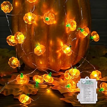 ハロウィン仕様・ディスプレーBOX/壁面のカボチャが光る