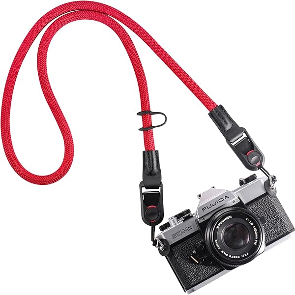 Amazon.co.jp: THE LOMO BOOK : ロモグラフィージャパン: 本