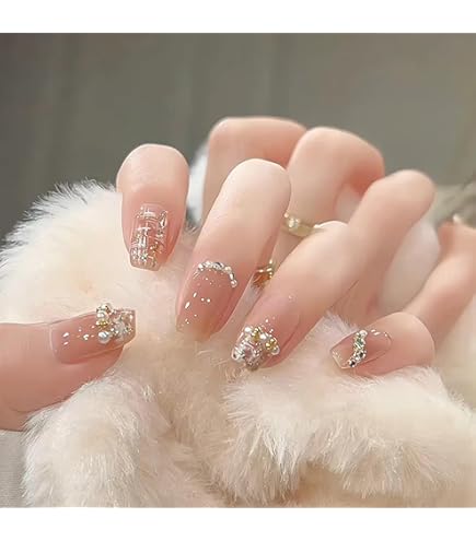 Amazon | Faith Force 24枚入 セット ネイルチップ 中位の長さ 立体蝶