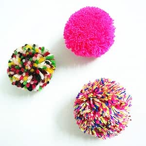 Amazon 猫 ボール 猫 おもちゃ ウールボール 犬 噛むおもちゃ 犬 猫遊び用 運動不足やストレス解消 生態や 毛糸ボール3個 自然綿 手作り 花火大会 Petit Moxa ボール 通販