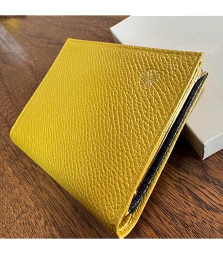 皇居: 金運アップ　金色の長財布　紋章入り Amazon.co.jp: 皇居 長財布 菊の御紋 本革 黄色金運アップ B