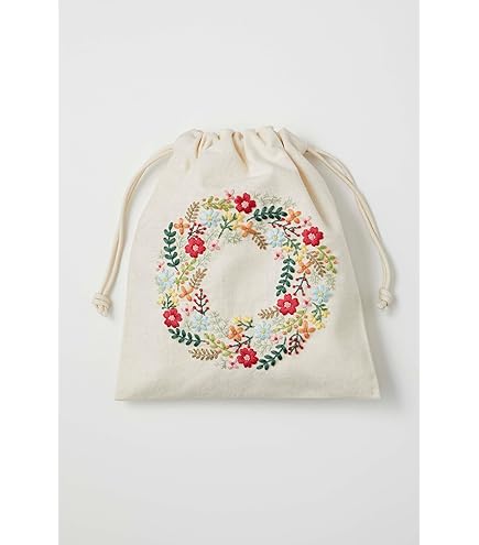 フェリシモ手芸キットクチュリエ　おでかけ刺しゅう小物の会　石井寛子　刺繍 Amazon | フェリシモ 手芸 キット クチュリエ おでかけ 刺しゅう 小物