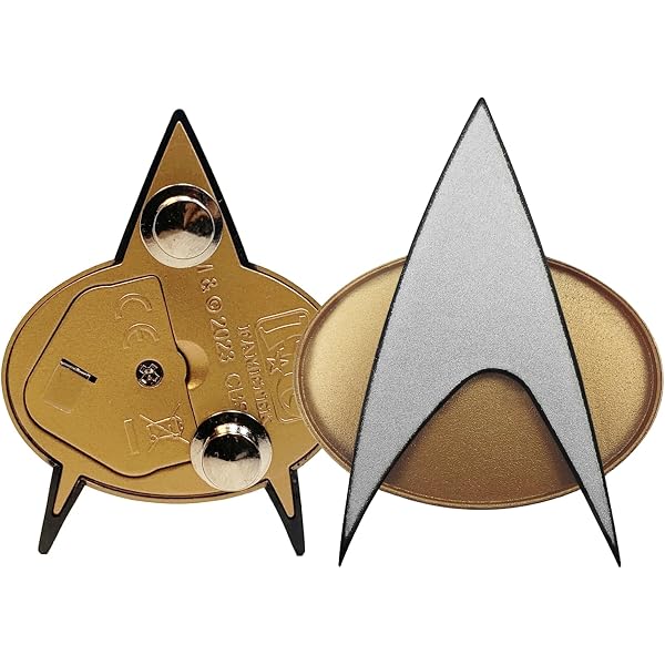 Amazon.co.jp: Quantum Mechanix QMx - Star Trek: Voyager Badge and