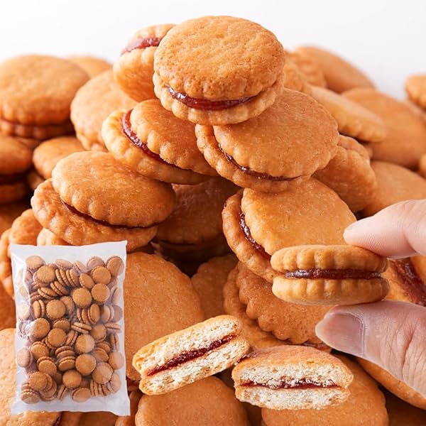 ともこ　M&SのジャムサンドとF&Mのクッキーと3点一緒 ともこ様専用 M&SのジャムサンドとF&Mのクッキーと3点一緒 りんご