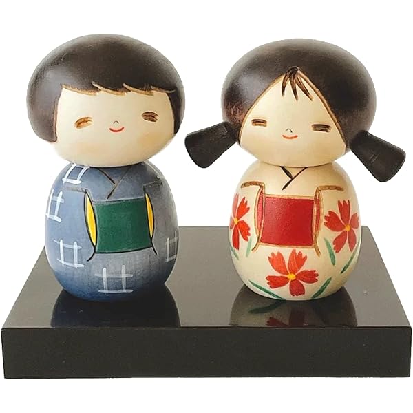 Amazon | Japanese Kokeshi Dolls: The Woodcraft and Culture of