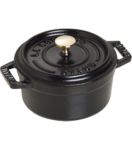 【希少】STAUB ストウブ ラ・ココット スモールソースパン 10㎝ グレー Amazon｜ストウブ(Staub) 「 スモール ソースパン グレー 10cm 」 片手
