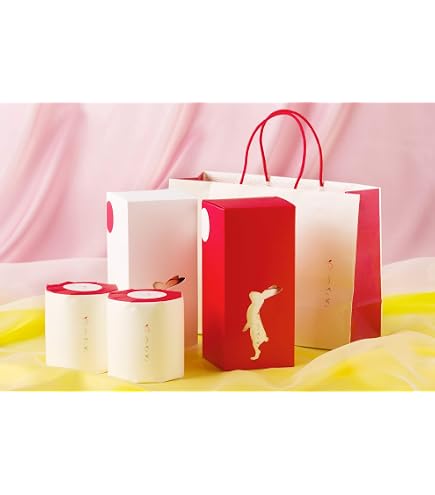 Amazon.co.jp: うさぎ4ロール紅白ギフトボックス(紙袋無し）有名芸能人 