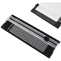 ペーパーカッター　A4 Amazon.co.jp: ペーパーカッター A4 裁断機 押切 事務用 業務用