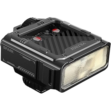 EOS M5＋LENS 2本＋スピードライトなど キヤノン「EOS R6 Mark II」はココが進化した！「RF135mm F1.8 L