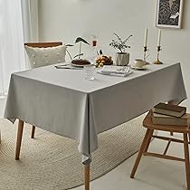 B北欧ヴィンテージ丁寧なニードルワークが施されたリネンのテーブル