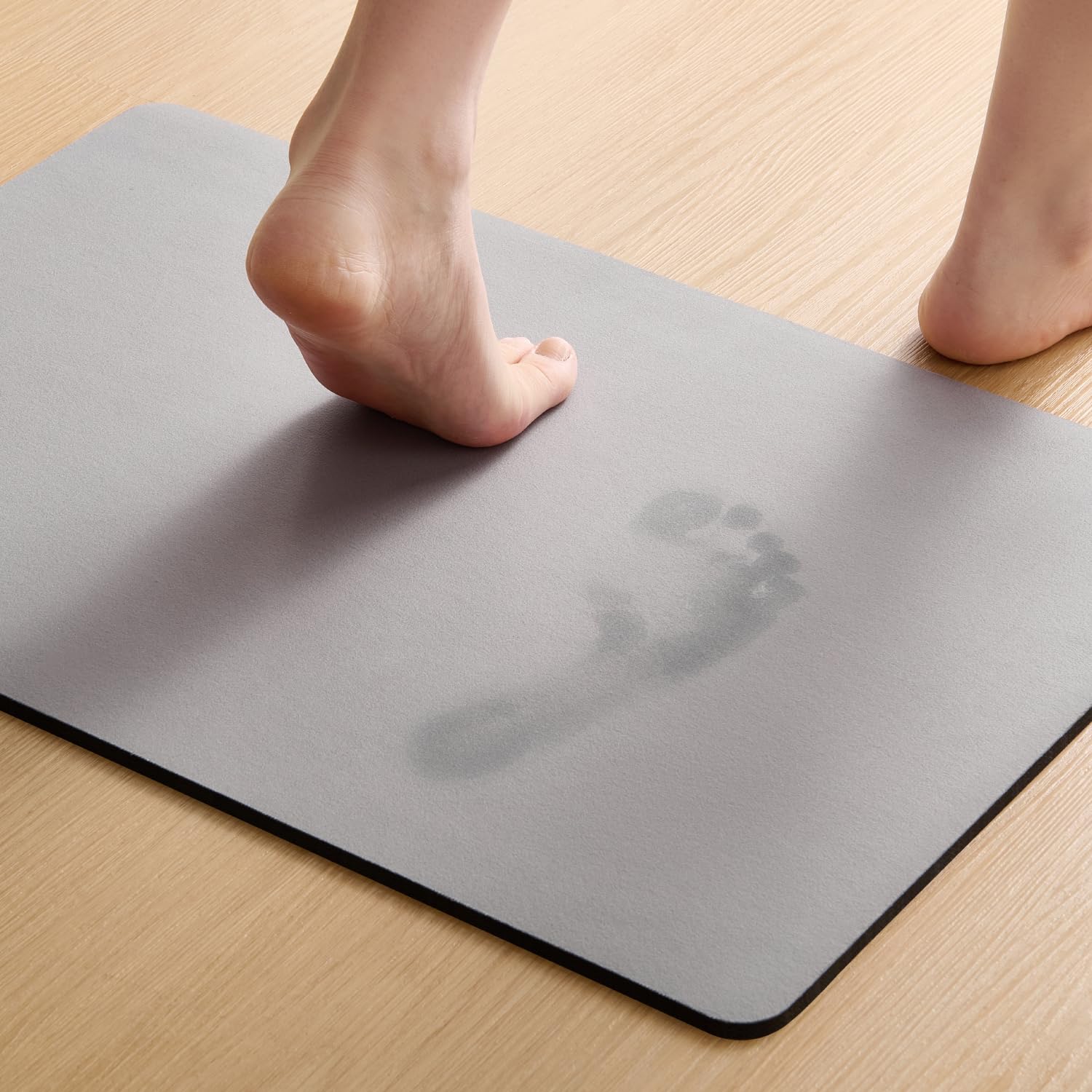 クモリ(Kumori) 珪藻土バスマット ソフト 吸水力アップ 「足さら瞬乾」 割れない ノンアスベスト 洗える 滑り止め 40×60cm