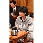 綾野剛 XFVGA(480×854)壁紙 『MIU404』伊吹藍(いぶき あい) 綾野剛 XFVGA(480×854)壁紙 『MIU404』伊吹藍(いぶき あい)