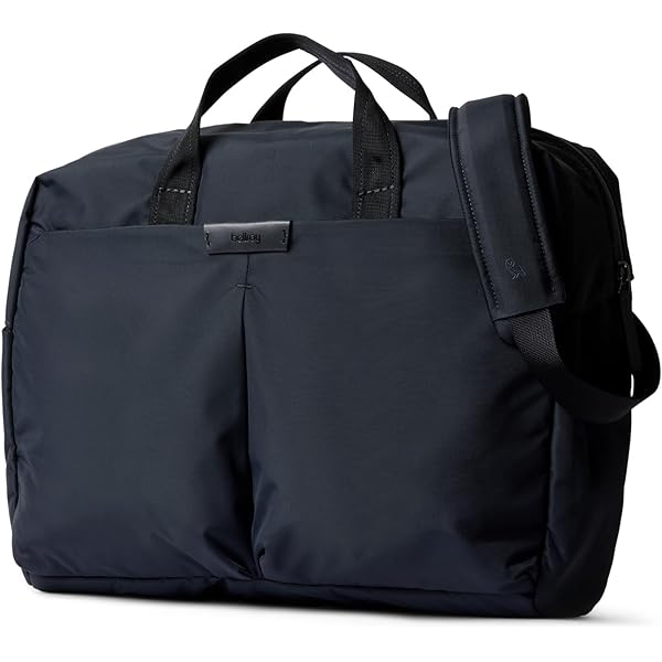Amazon.co.jp: [Bellroy] Tokyo Messenger Bag 16インチ対応のPCバッグ