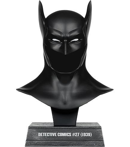 Amazon.co.jp: ダークナイトリターンズ アーマードバットマン