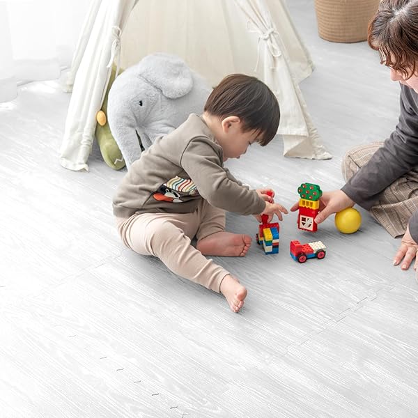 トドルカインド　ジョイントマット　ベビー　キッズ　子ども 万能プレイマット見つけた！》おしゃれなジョイントマットで