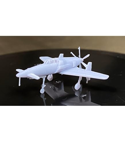 Amazon | 完成品 日本海軍試作戦闘機 震電48分の1サイズ | プラモデル