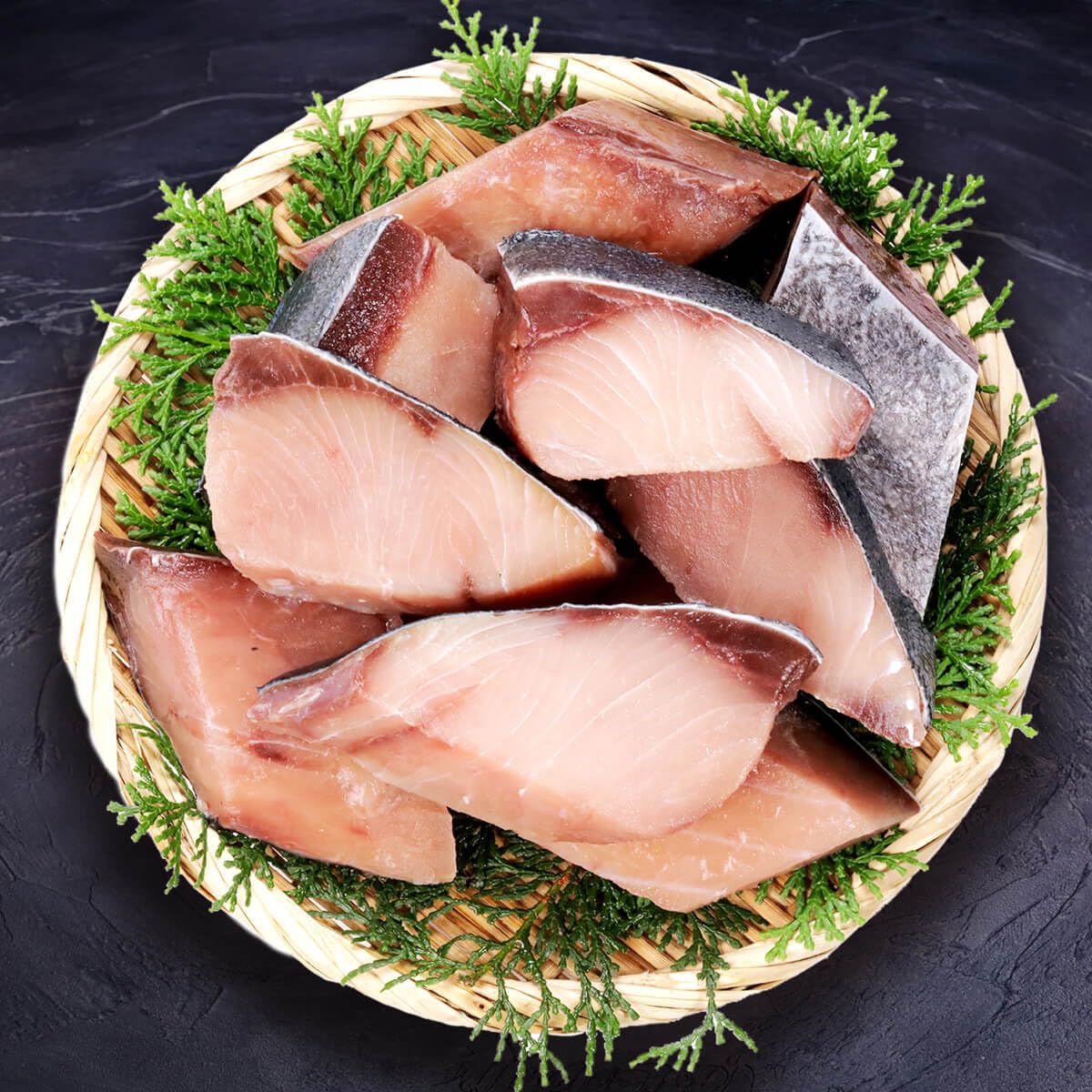 【50%OFF】【2,490円】 甲羅組 訳あり 骨取り 天然ブリ 切り身 1kg 無塩 【送料無料】