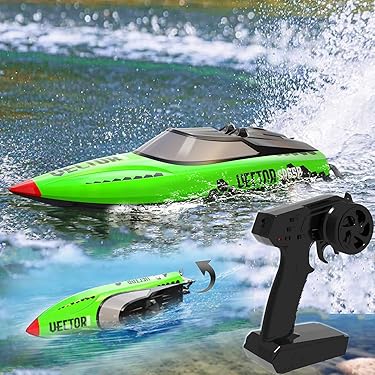 高速ボートラジコン　ブラック　時速30キロ　転覆復旧機能付き BLC90 Drift Max Combo | G-FORCE | 株式会社ジーフォース