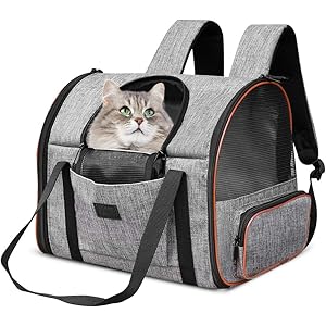 Tresbro最新型 犬 猫 リュック ペットキャリーバッグ リュック 広幅肩ベルト設計と一つチェストストラップにより安定性よく犬キャリーバッグ 猫きゃりーバッグ リュック飛び出し防止リード付き 出かける安全便利な犬用 猫用キャリーリュック 折り畳み型ペット りゅっく 猫 ドライブ/キャンピング/旅行/通院/災害避難用 グレー