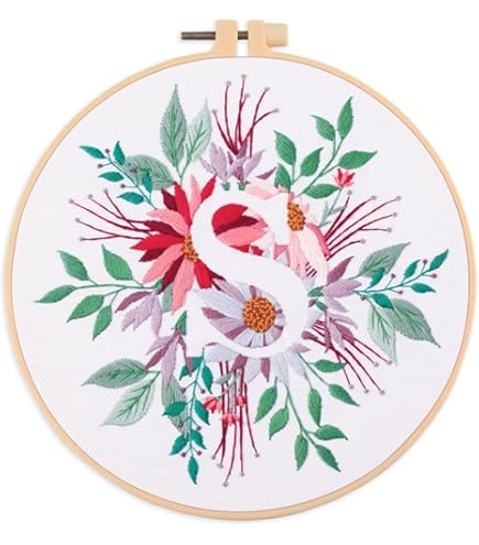 Amazon | Hearthfire Hygge 初心者向け刺繍キット | 北欧民芸初心者