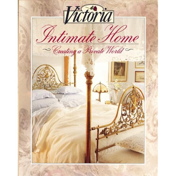Amazon.co.jp: Victoria at Home With White : Larmoth, Jeanine
