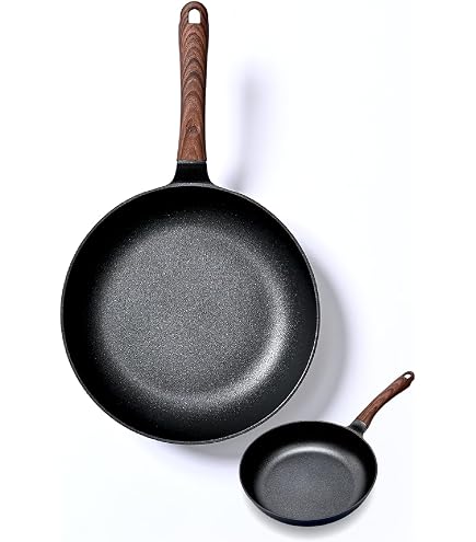 Amazon | バーミキュラ フライパン 浅型 26cm VERMICULAR